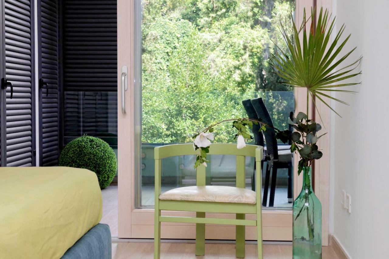 Green Terraced Apartment. 3 Stops From Colosseum Exteriér fotografie